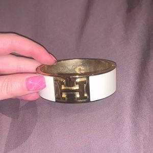 C wonder H bracelet